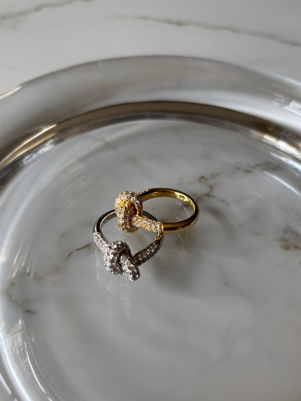 KNOT RING