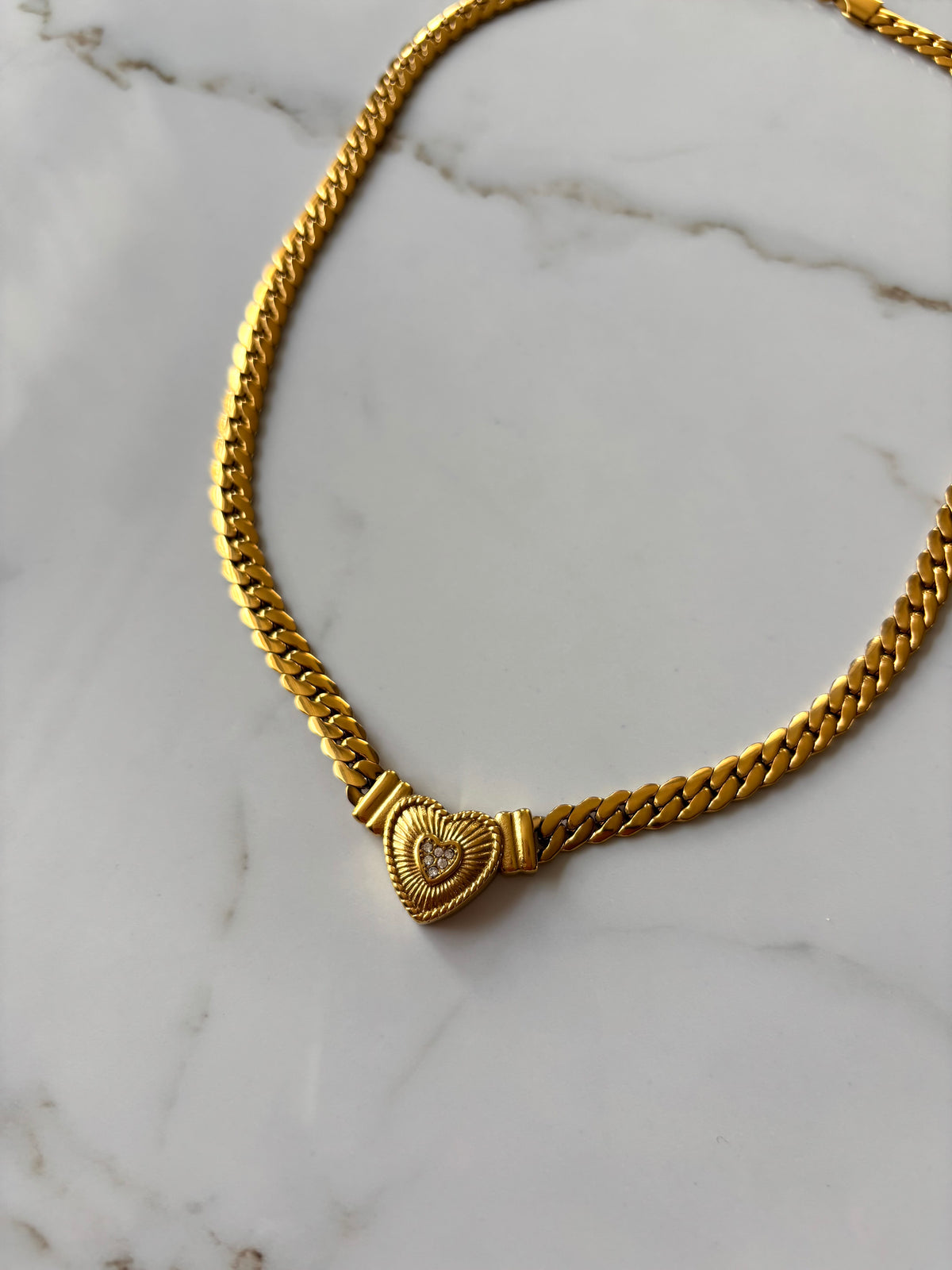 HEARTBREAKER NECKLACE