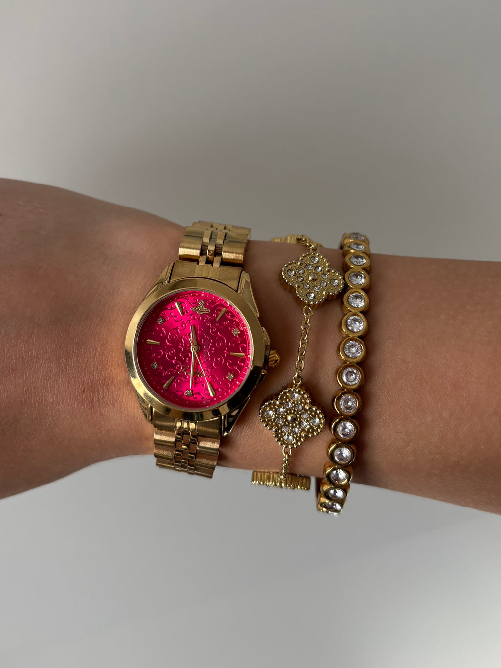 PINK MUSE WATCH