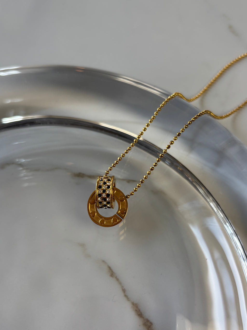 MIDNIGHT NECKLACE