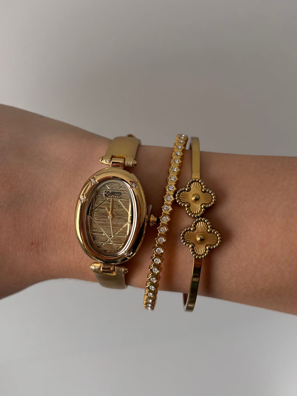 GOLDEN HOUR WATCH